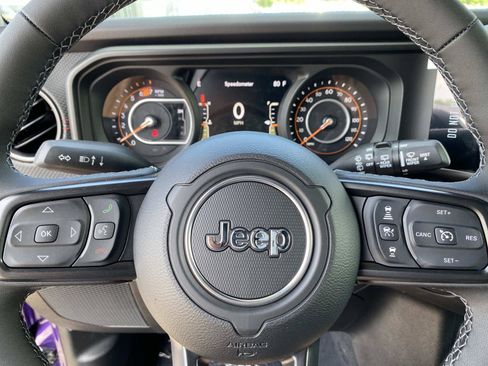 New 2026 Jeep Wrangler Unlimited Rubicon AWD/4WD image 15