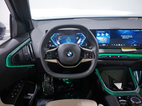 Used 2025 BMW X3 xDrive30i w/ Convenience Package image 11