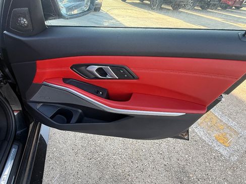 Used 2025 BMW M3 Competition RWD image 16