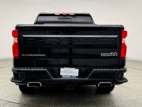 Used 2021 Chevrolet Silverado 1500 High Country w/ Technology Package image 6