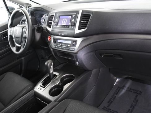 Used 2019 Honda Ridgeline Sport image 27