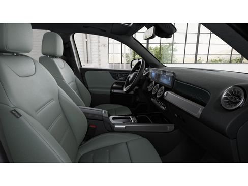 New 2026 Mercedes-Benz GLB 250 4MATIC image 4