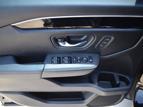Used 2025 Honda Pilot EX-L image 22