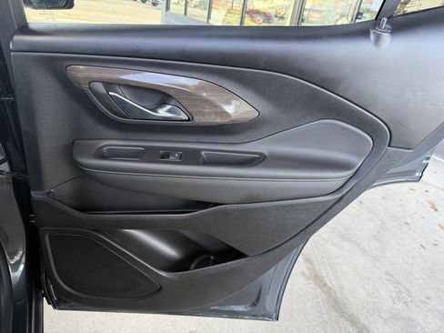 Used 2022 GMC Terrain Denali w/ Denali Premium Package image 31