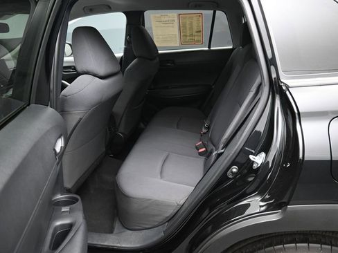 Certified 2024 Toyota Corolla Cross LE image 28