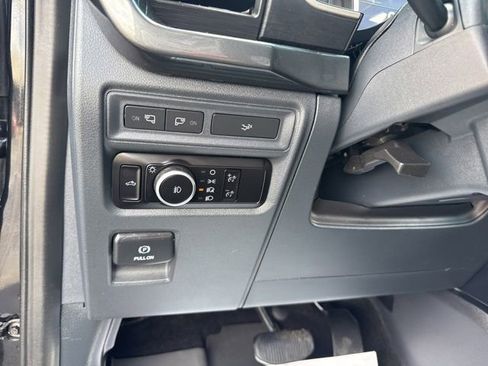 Used 2022 Ford F150 XLT w/ Equipment Group 302A High AWD/4WD image 25