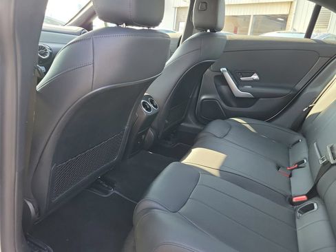 Used 2025 Mercedes-Benz CLA 250 image 15
