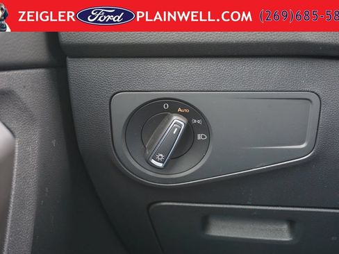 Used 2023 Volkswagen Tiguan SE R-Line AWD/4WD image 29