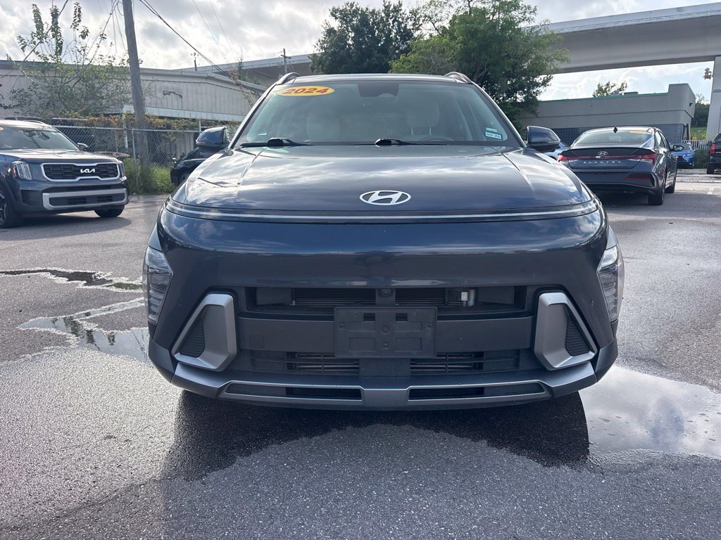 Used 2024 Hyundai Kona Limited FWD image 8