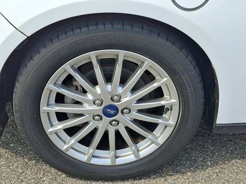 Used 2013 Ford Focus Electric Hatchback image 8