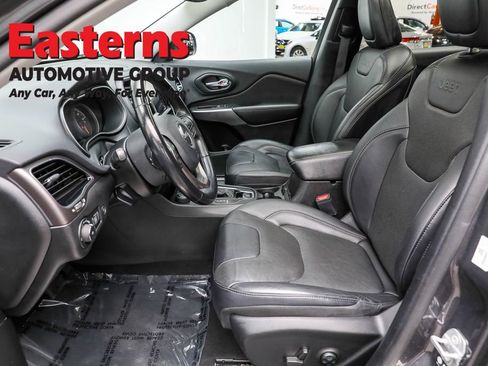 Used 2021 Jeep Cherokee Limited image 14