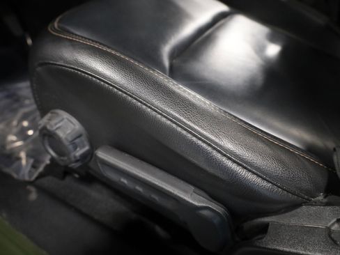 Used 2021 Jeep Wrangler Unlimited Rubicon w/ Trailer Tow Package image 19