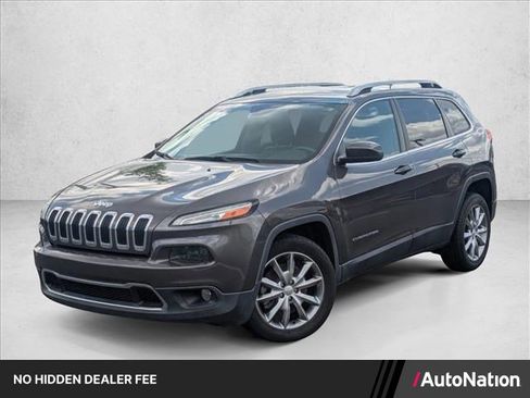 Used 2018 Jeep Cherokee Limited FWD image 1