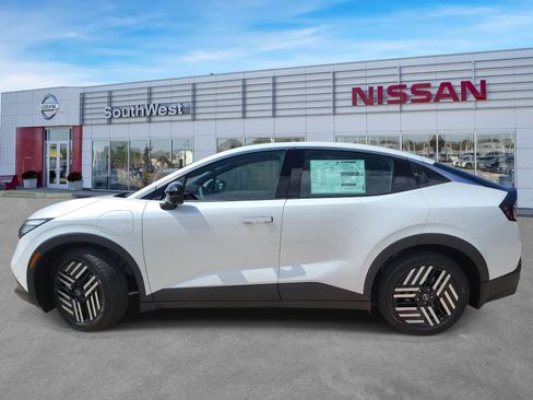 New 2026 Nissan Leaf SV+ FWD image 8