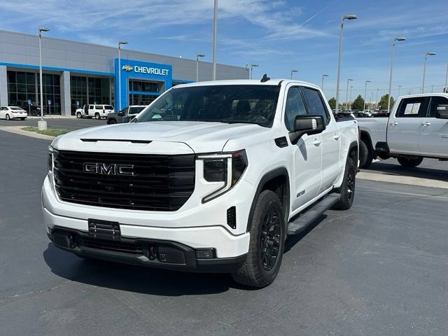 Used 2022 GMC Sierra 1500 Elevation w/ Elevation Premium Package AWD/4WD image 12