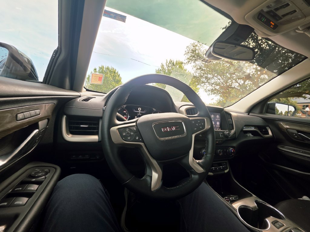 Used 2024 GMC Terrain Denali w/ Denali Premium Package AWD/4WD image 41
