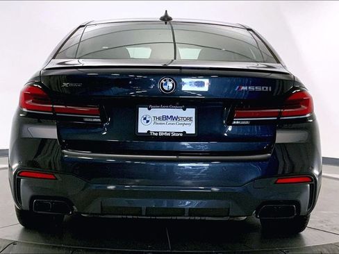Used 2022 BMW M550i xDrive w/ Executive Package AWD/4WD image 3