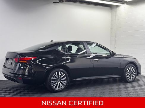 Certified 2025 Nissan Altima 2.5 SV FWD image 2