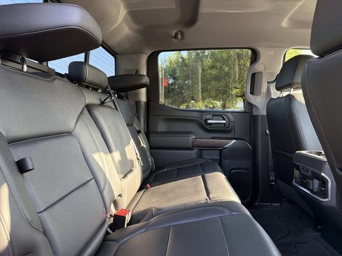 Used 2020 GMC Sierra 1500 SLT AWD/4WD image 18