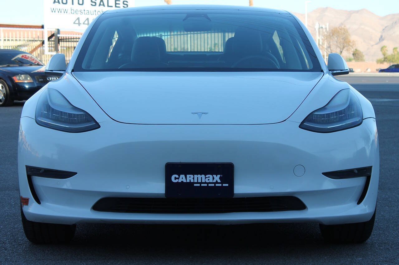 Used 2020 Tesla Model 3 Standard Range Plus RWD image 2