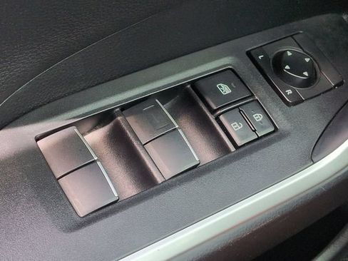 Used 2020 Toyota RAV4 XSE w/ XSE Grade Weather Package AWD/4WD image 31
