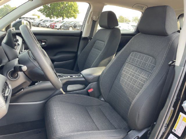 Used 2025 Honda HR-V LX image 22