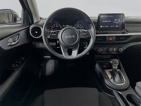 Used 2024 Kia Forte LXS w/ LXS Technology Package image 21
