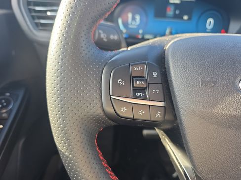 Certified 2023 Ford Escape ST-Line Elite w/ Premium Technology Package image 33