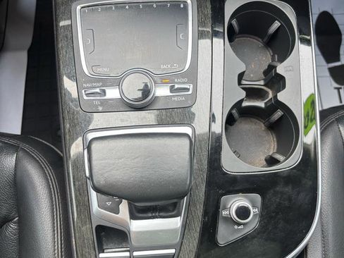 Used 2018 Audi Q7 3.0T Premium Plus w/ Premium Plus Package image 10