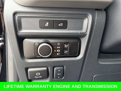 Used 2024 Ford Expedition Max XLT RWD image 33