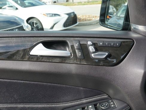 Used 2018 Mercedes-Benz GLE 350 image 22