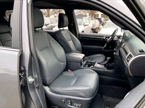 Used 2023 Lexus GX 460 Premium w/ Premium Plus Package image 9