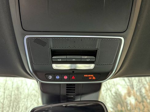 Used 2025 Buick Enclave Avenir w/ LPO, Floor Liner Package image 37