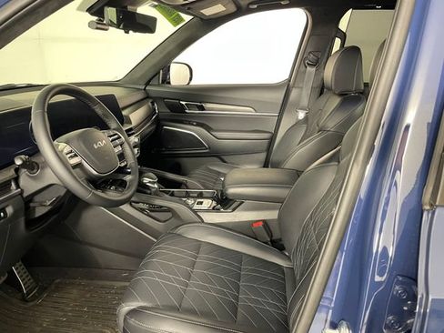 Certified 2025 Kia Telluride SX Prestige X-Line AWD/4WD image 2