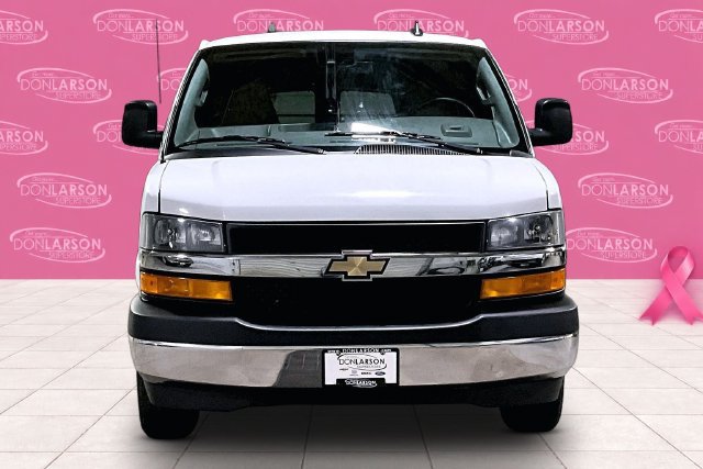 Certified 2025 Chevrolet Express 3500 LT w/ LT Preferred Equipment Group RWD image 2