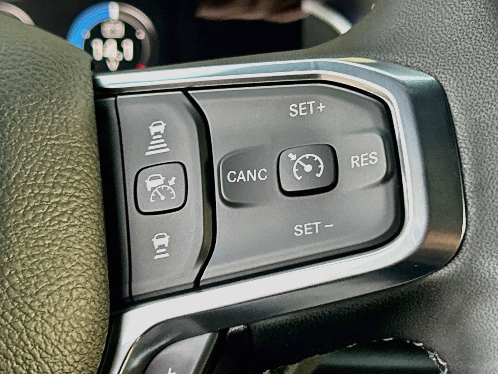 New 2027 RAM 2500 Laramie AWD/4WD image 38