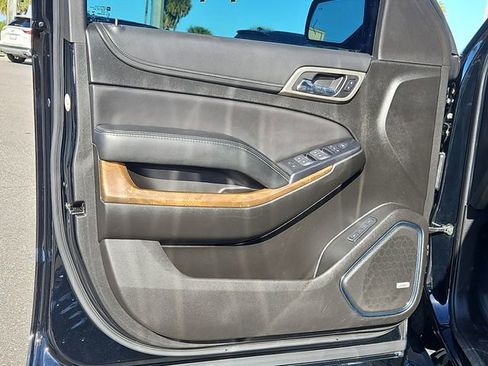 Used 2019 GMC Yukon XL Denali w/ Open Road Package image 18