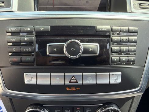 Used 2013 Mercedes-Benz ML 350 BlueTEC 4MATIC image 32