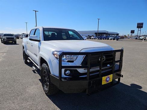 Used 2022 Toyota Tacoma SR5 image 7