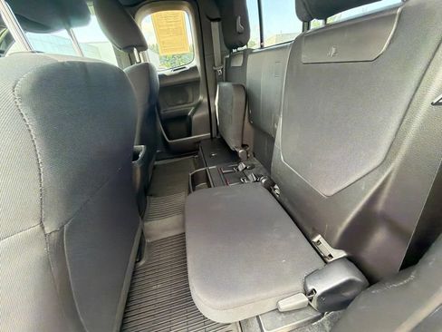 Used 2021 Toyota Tacoma TRD Sport AWD/4WD image 18