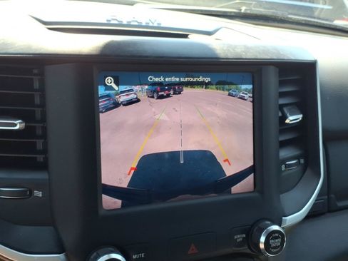 Used 2021 RAM 1500 Big Horn AWD/4WD image 17