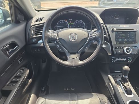 Used 2020 Acura ILX FWD image 13