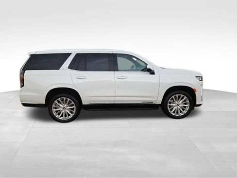Certified 2022 Cadillac Escalade Premium Luxury AWD/4WD image 10