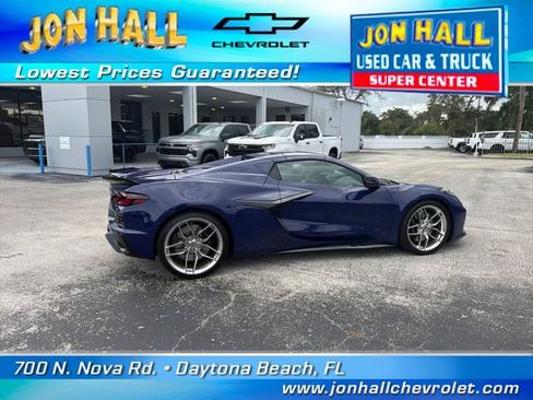 Used 2025 Chevrolet Corvette Z06 RWD image 12