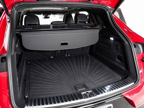 Used 2025 Porsche Cayenne GTS image 27