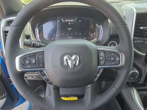 New 2026 RAM 1500 Big Horn AWD/4WD image 9