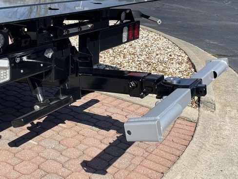 New 2025 Ford F550 2WD Regular Cab Super Duty image 14