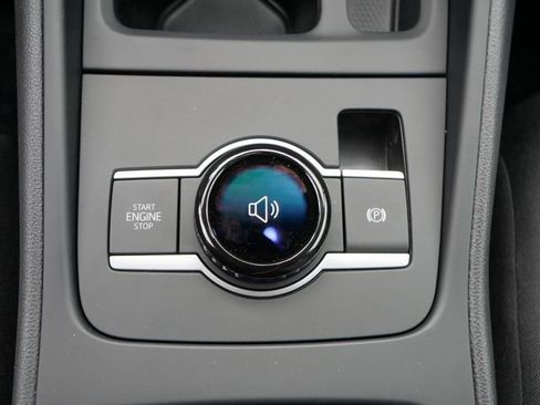 New 2025 Volkswagen Tiguan S AWD/4WD image 11