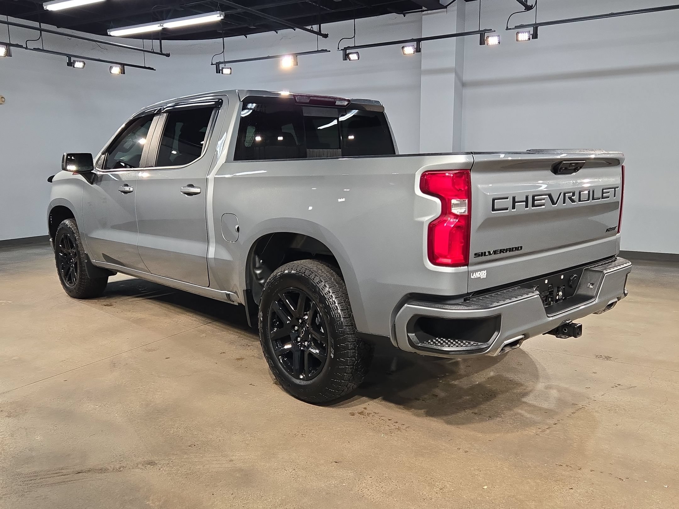 Used 2023 Chevrolet Silverado 1500 RST w/ Texas Edition Plus AWD/4WD image 5