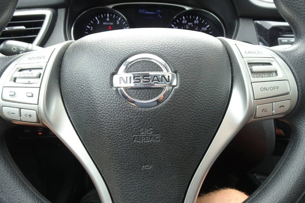 Used 2016 Nissan Rogue SV w/ SV Premium Package AWD/4WD image 23